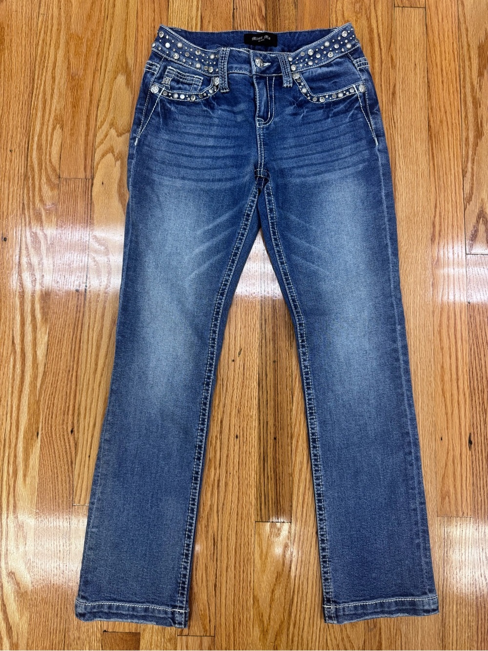 Miss Me Clara Rhinestone Studded Straight Leg Medium Wash Wmn’s Jeans Mid Rise